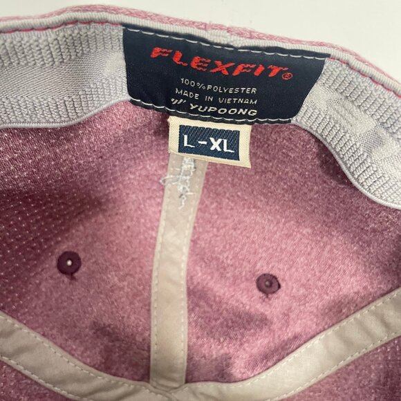 Travis Mathew Flexfit Hat Cap Purple Embroidered L-XL Adult Outdoors Golf - Picture 3 of 4